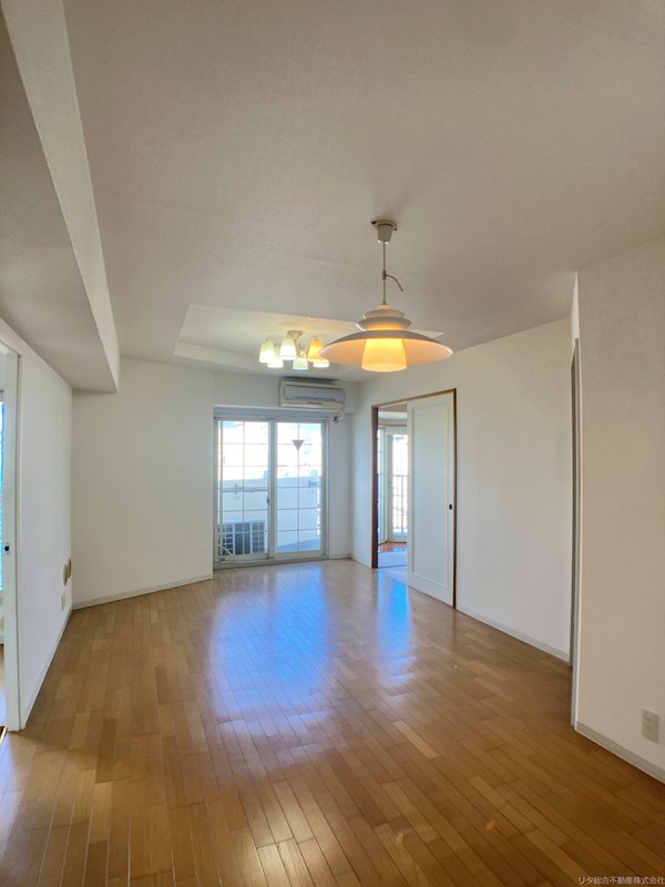 内観写真（洋室）