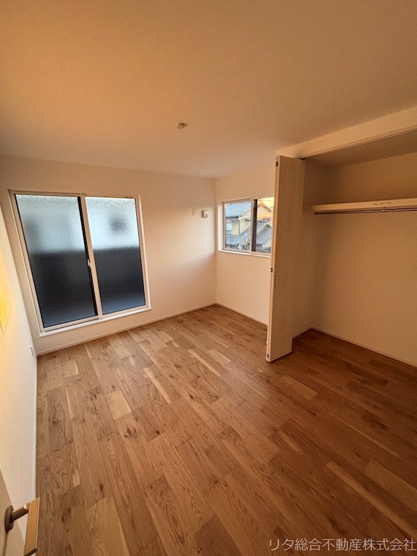 内観写真（洋室）