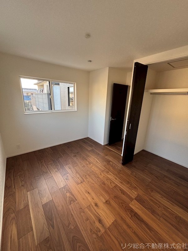 内観写真（洋室）