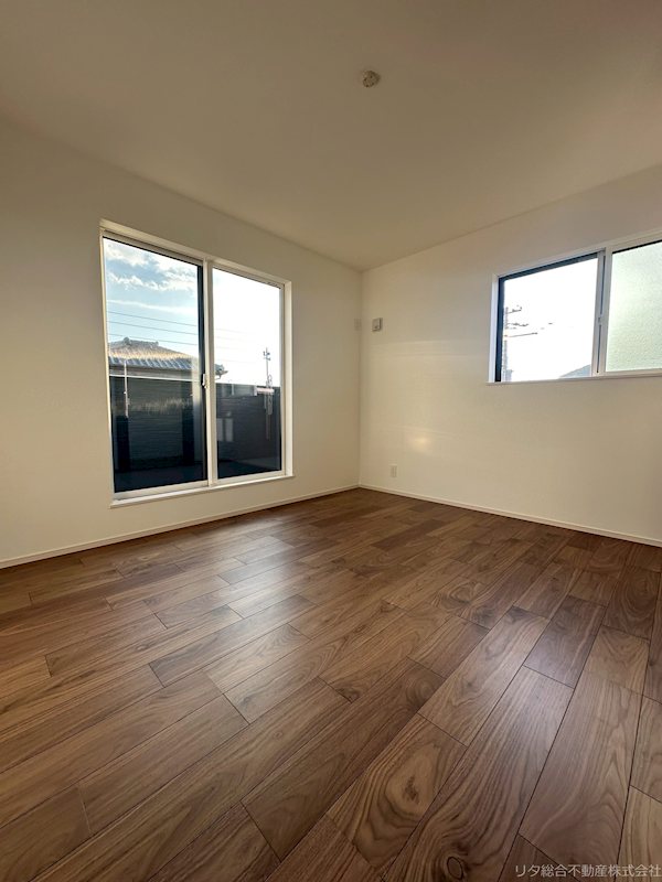 内観写真（洋室）